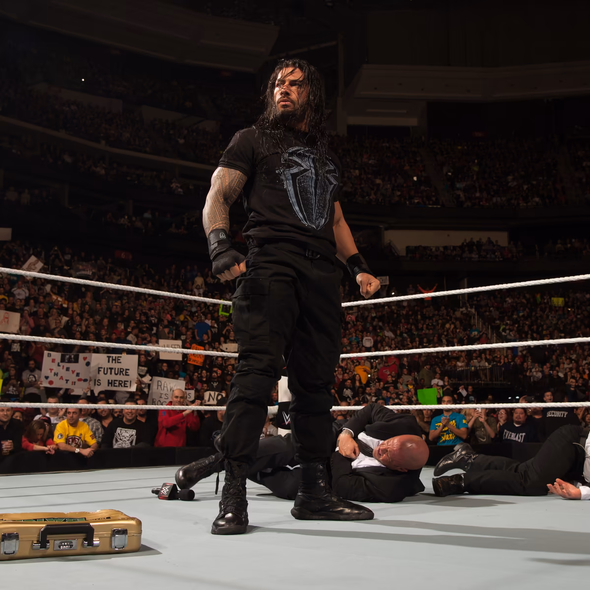 Men's Black Roman Reigns One Versus All Retro T-Shirt 5 Men's Black Roman Reigns One Versus All Retro T-Shirt