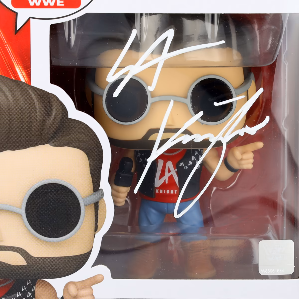 LA Knight WWE Autographed #172 Funko Pop! Figurine 3 LA Knight WWE Autographed #172 Funko Pop! Figurine